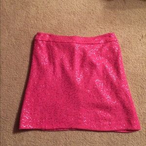 Beautiful pink rayon/wool skirt with sequins